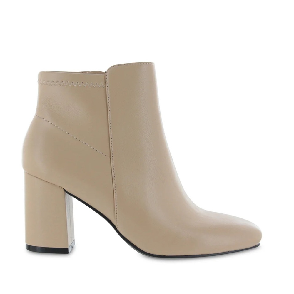 MIA Cream Ankle Boots NWOT